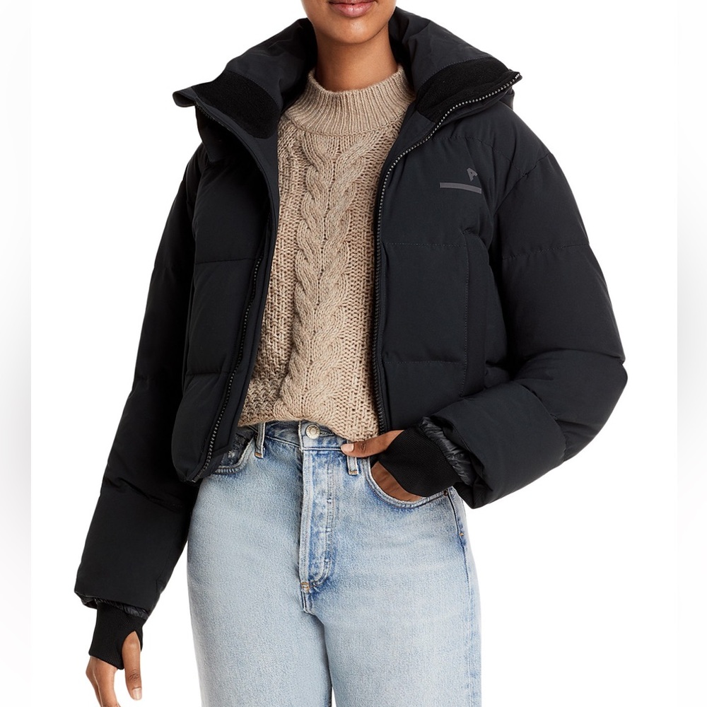 The Arrivals AER Alpine women’s cropped puffer jacket